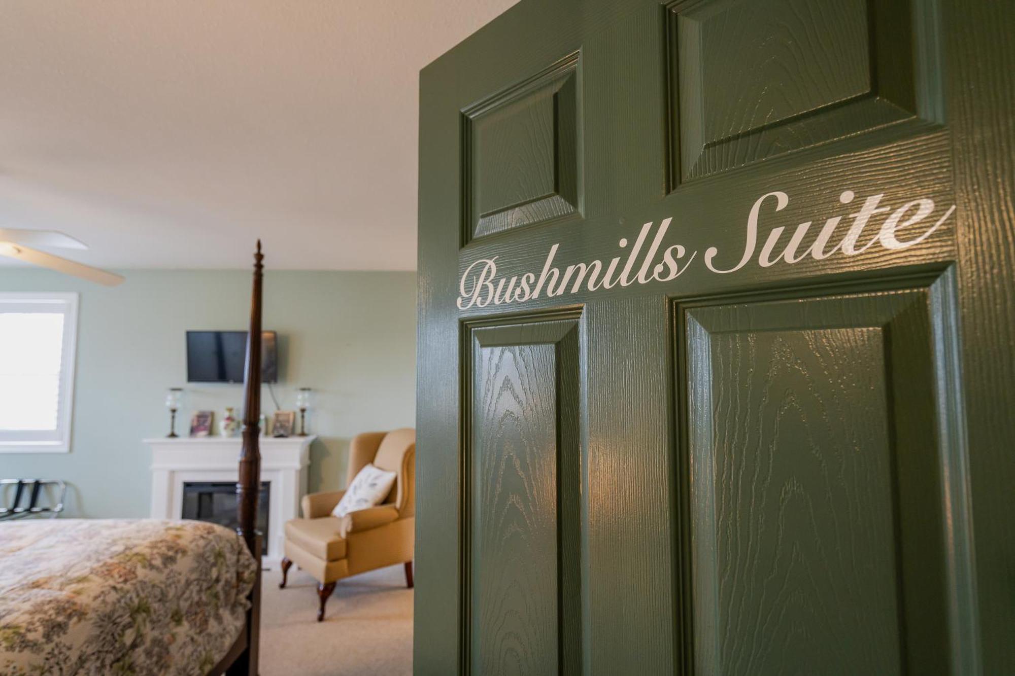 Old Town Country Landing Bed & Breakfast Niagara-on-the-Lake Exterior foto