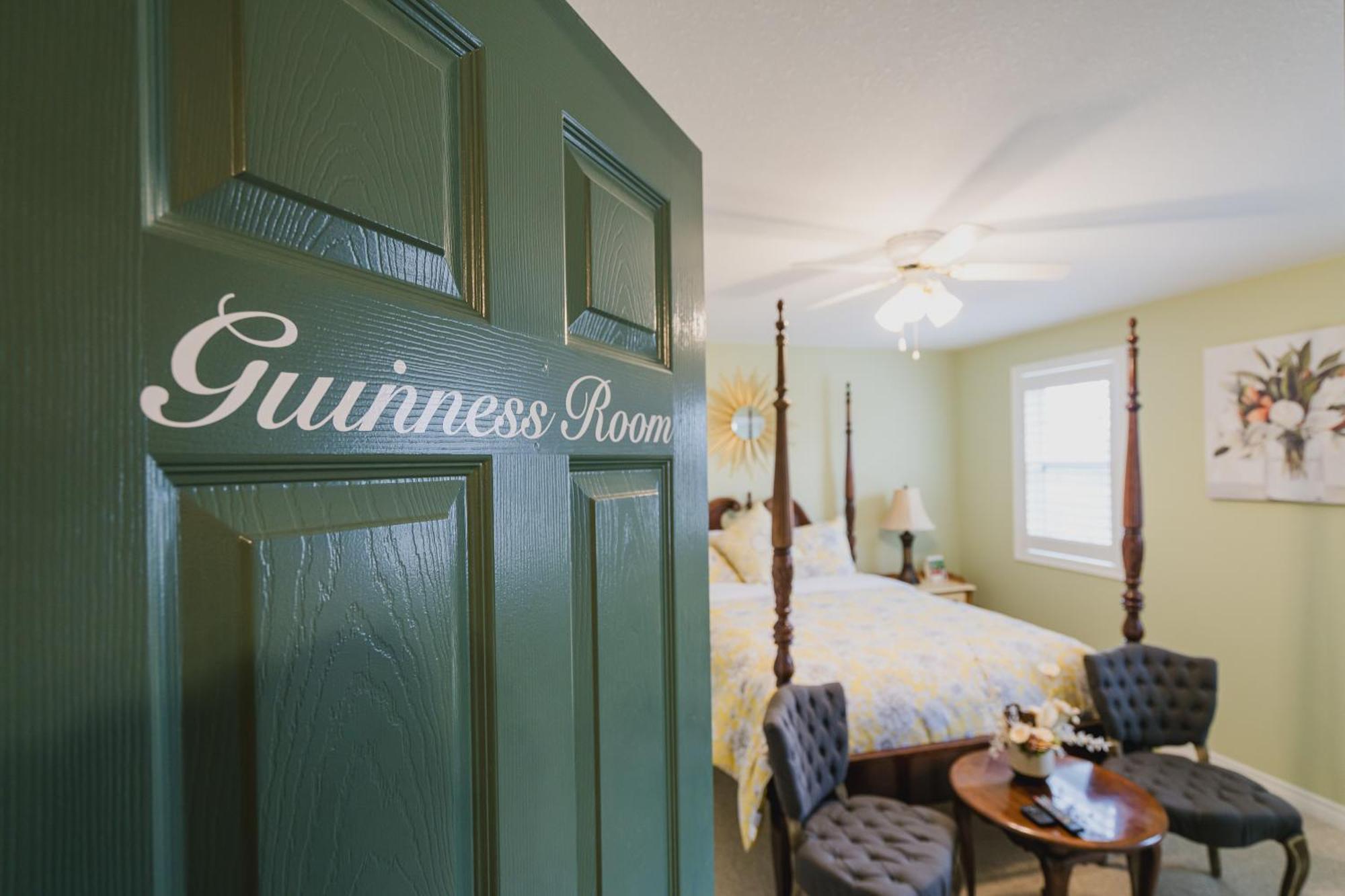 Old Town Country Landing Bed & Breakfast Niagara-on-the-Lake Exterior foto